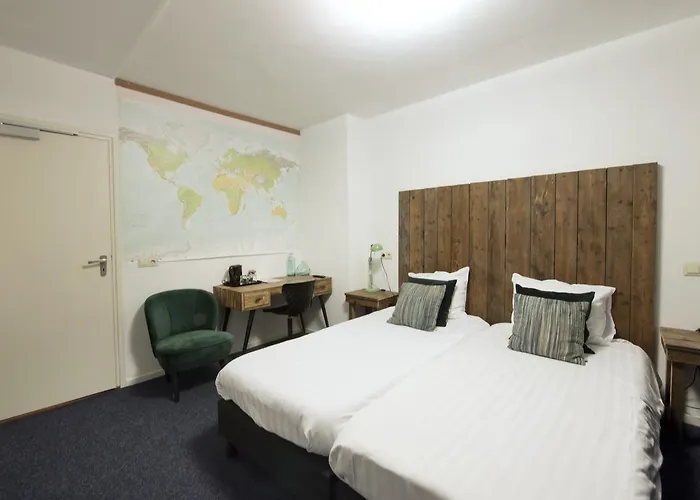 Brainport And Hotel 3*