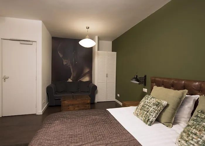 Brainport And Hotel 3*